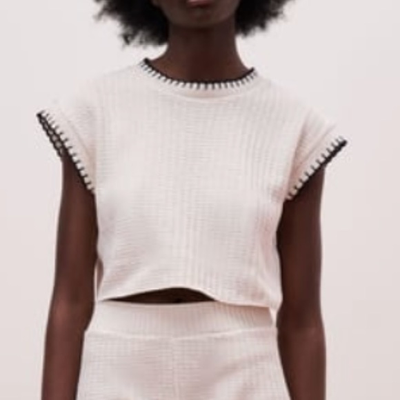 Never worn Zara crotchet top - Picture 1 of 2